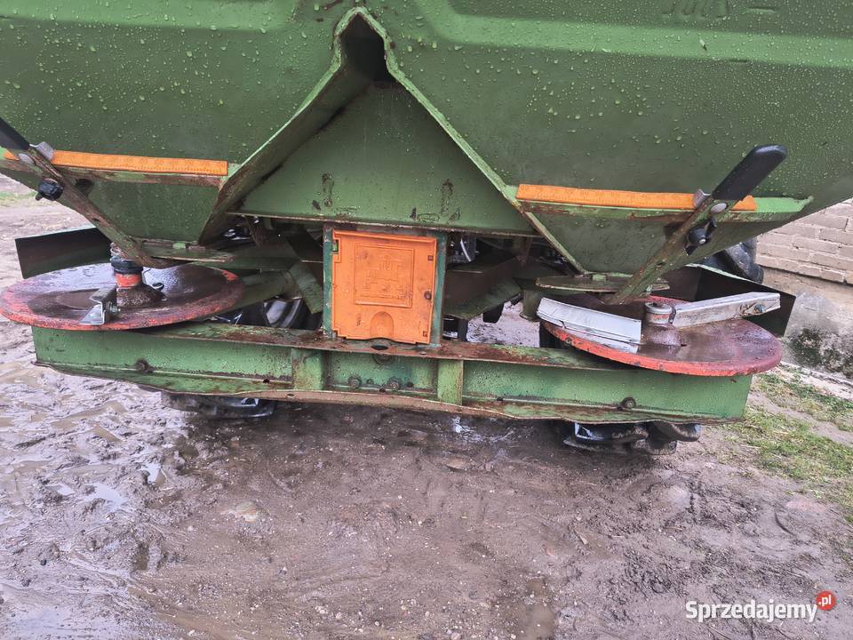 Rozsiewacz Amazone U 1501 Rozsiewacze nawozów Lubawa