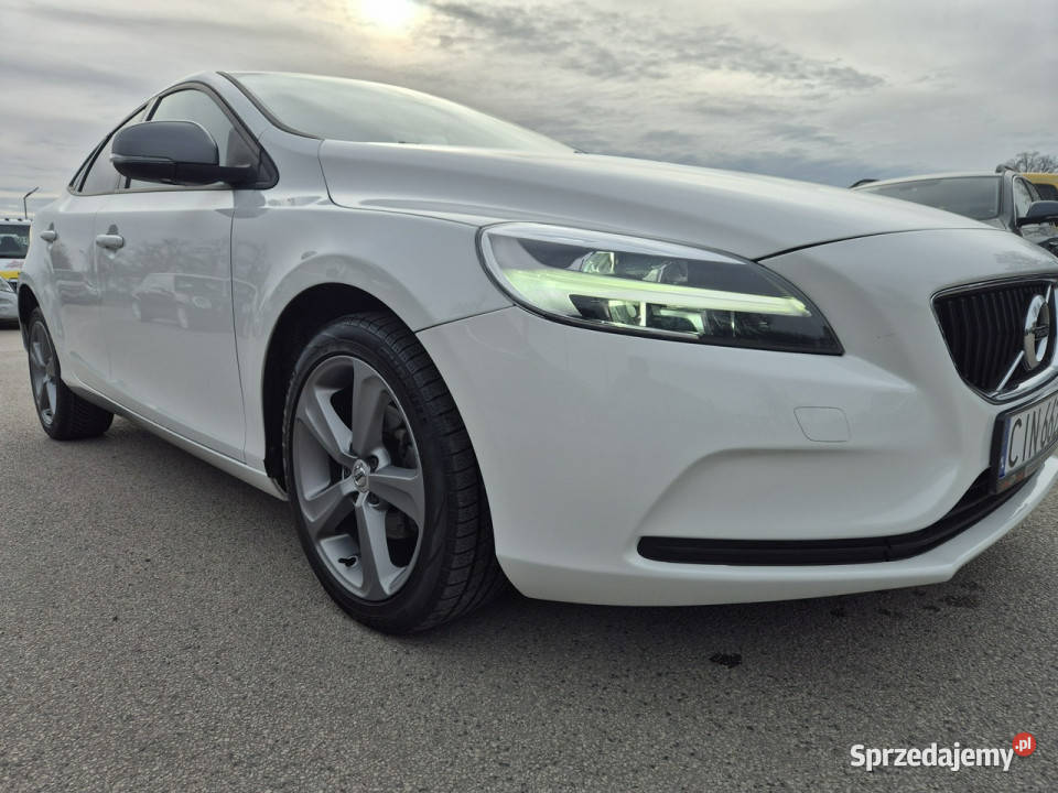 Volvo V40 20D 120 D2 II 2012 ABS Gniewkowo sprzedam