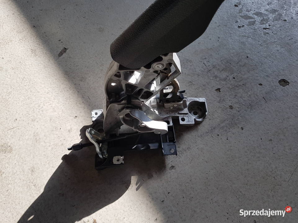 VW GOLF VI DZWIGNIA HAMULCA RECZNEGO RACZKA Turek sprzedam