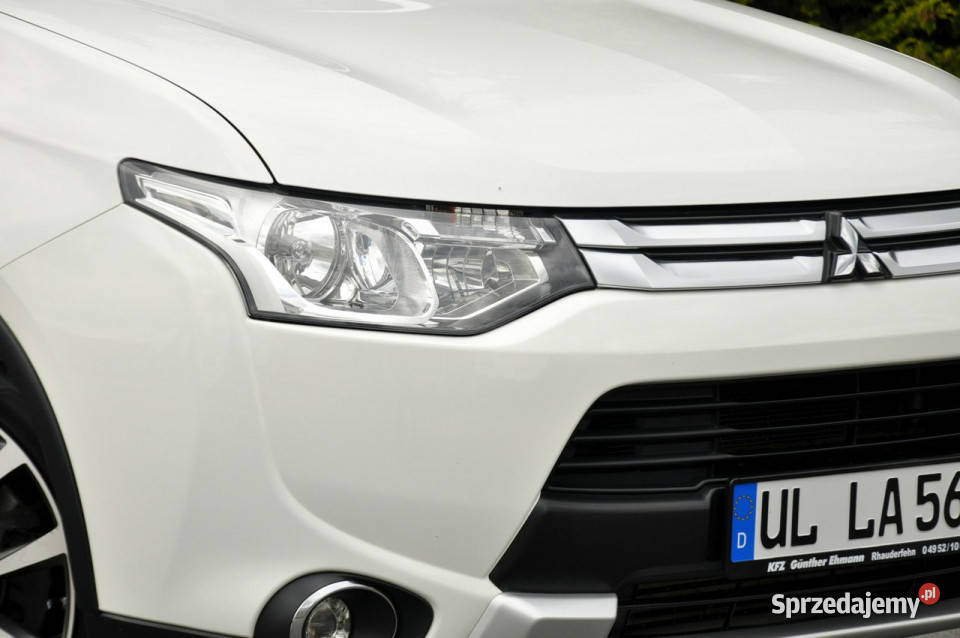 Mitsubishi Outlander 22DID1504WDDuża światła przeciwmgielne Ostrów Mazowiecka