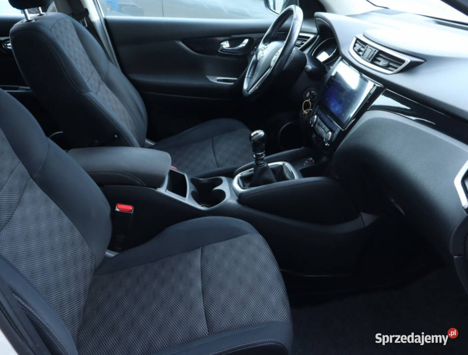 Nissan Qashqai 16 DIGT manualna Piaseczno