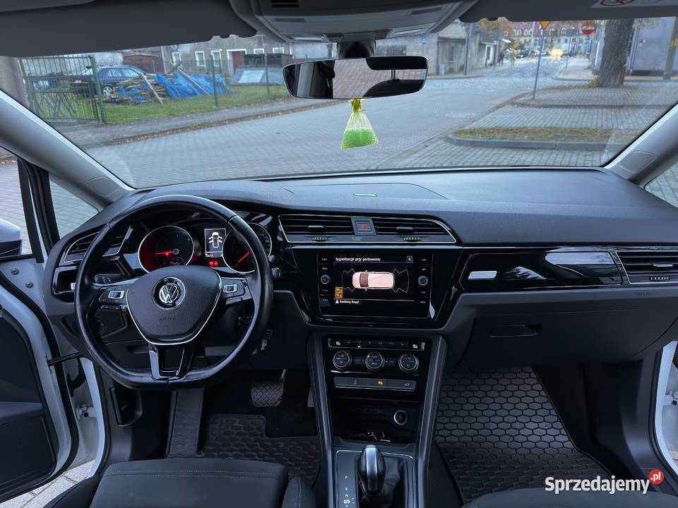 Volkswagen Touran Volkswagen Touran III 20 TDI Rok produkcji 2020 lubuskie Iłowa