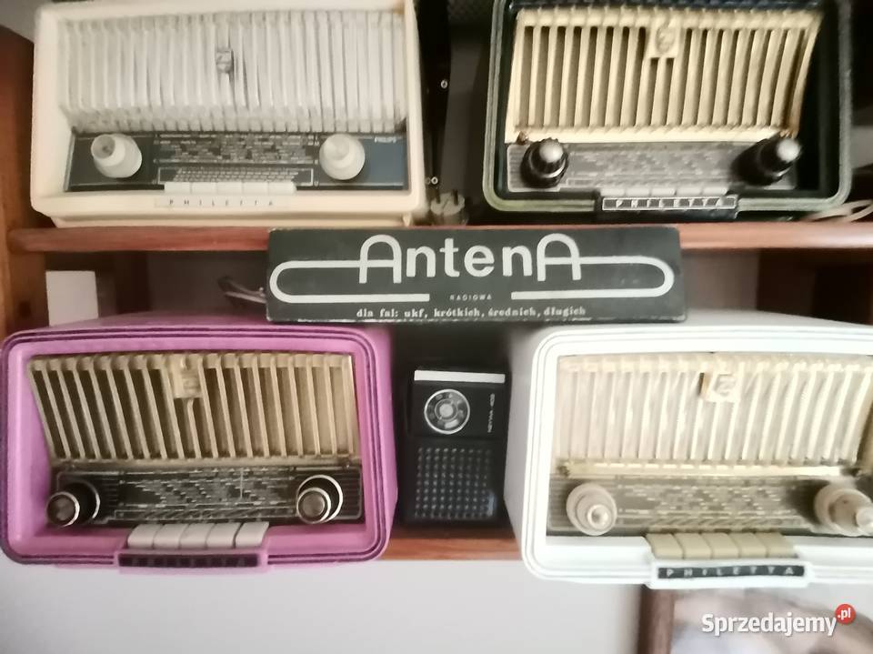 Stara uniwersalna antena radiowa z czasów PRL u Kraków