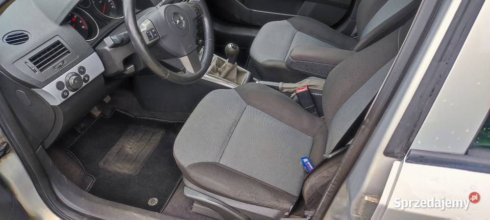 Opel astra h 16 benzyna 105KM Astra