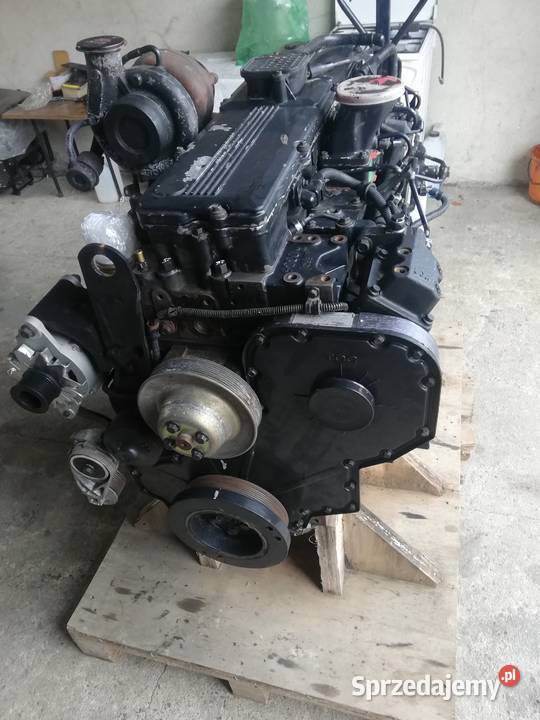 Silnik Cummins 83 6TAA8304 Case 280 Holland