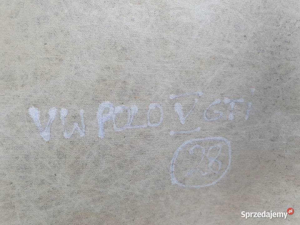 VW Polo V GTI 6R 0917r PODSUFITKA CZARNA Janów sprzedam