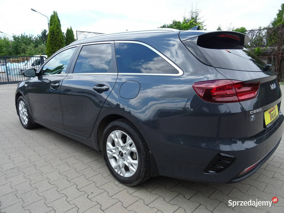 Kia Ceed 10 TGDI 120 Sportswagonwersja M Salon kurtyny powietrzne Łódź sprzedam