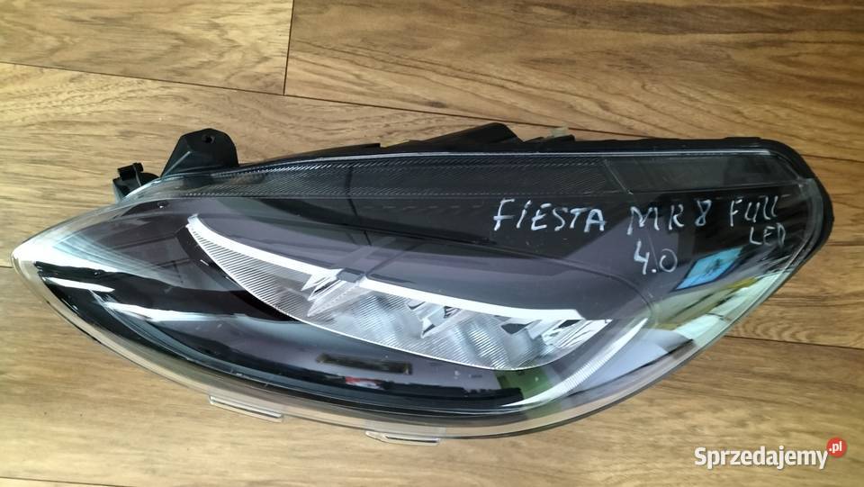 Lampa przednia lewa Ford Fiesta MK8 FULL LED dolnośląskie Chocianów