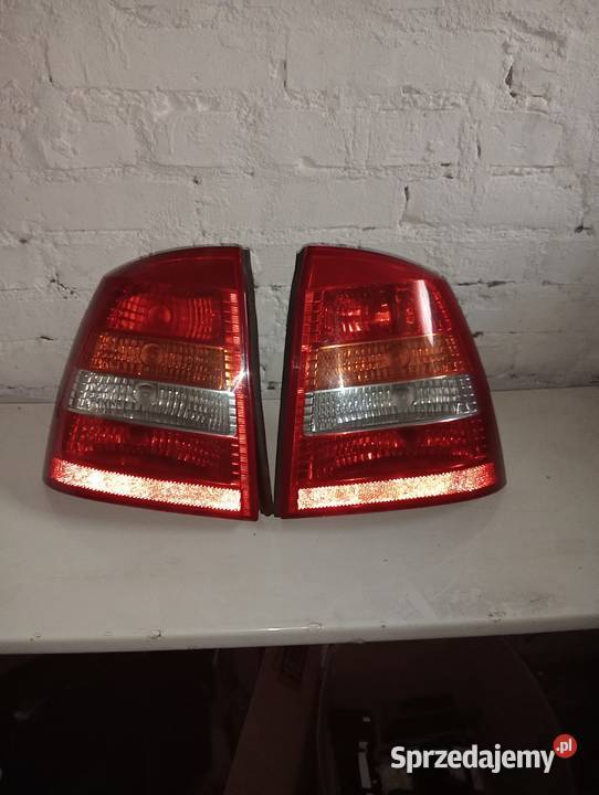 Lampy tylne do Opla Astry G Bertone Wolsztyn
