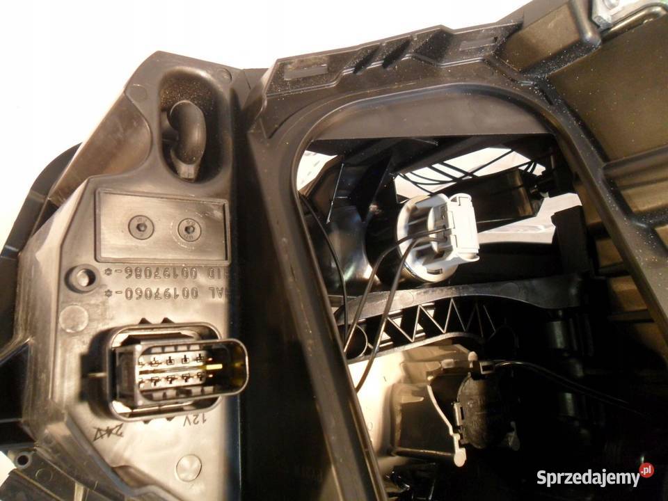 Lampa Przednia Lewa Opel Zafira D IV osobowe Nowy Tomyśl sprzedam