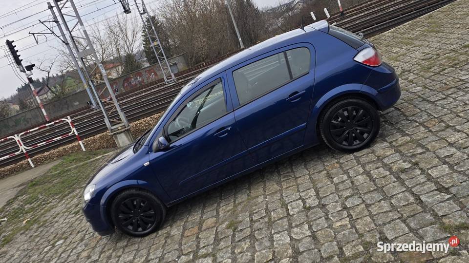 Opel Astra H 16 Benzyna aluminiowe felgi Astra Mława