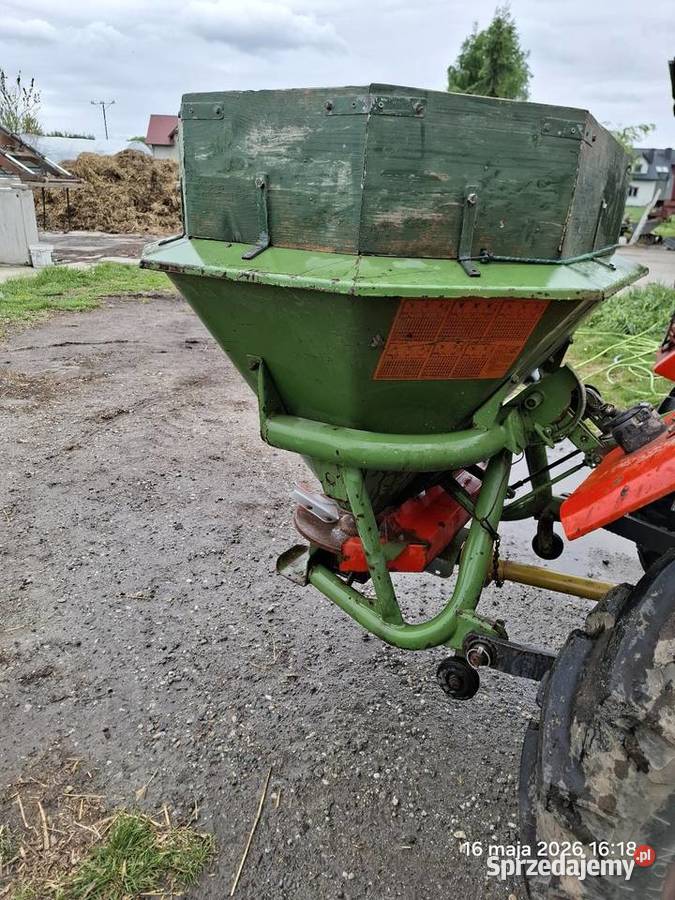Rozsiewacz amazone f 402 Amazone Paniówki sprzedam