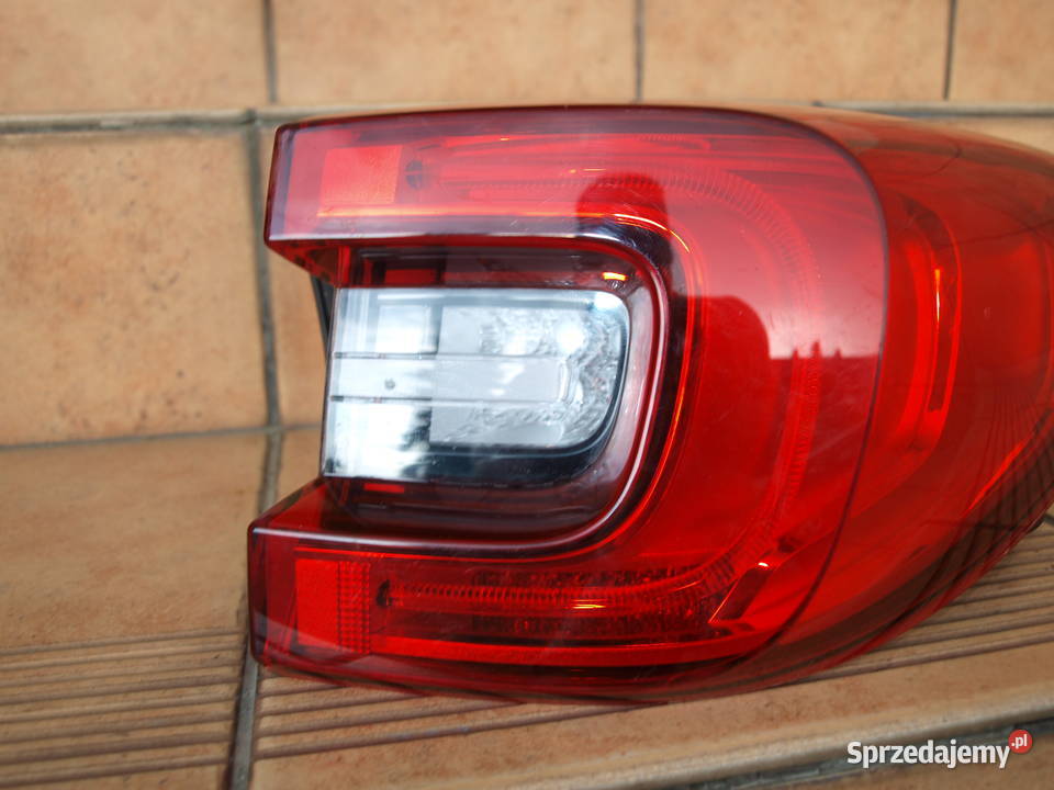 Renault Kadjar lampa prawa tył Led 2015 2022r Kalisz