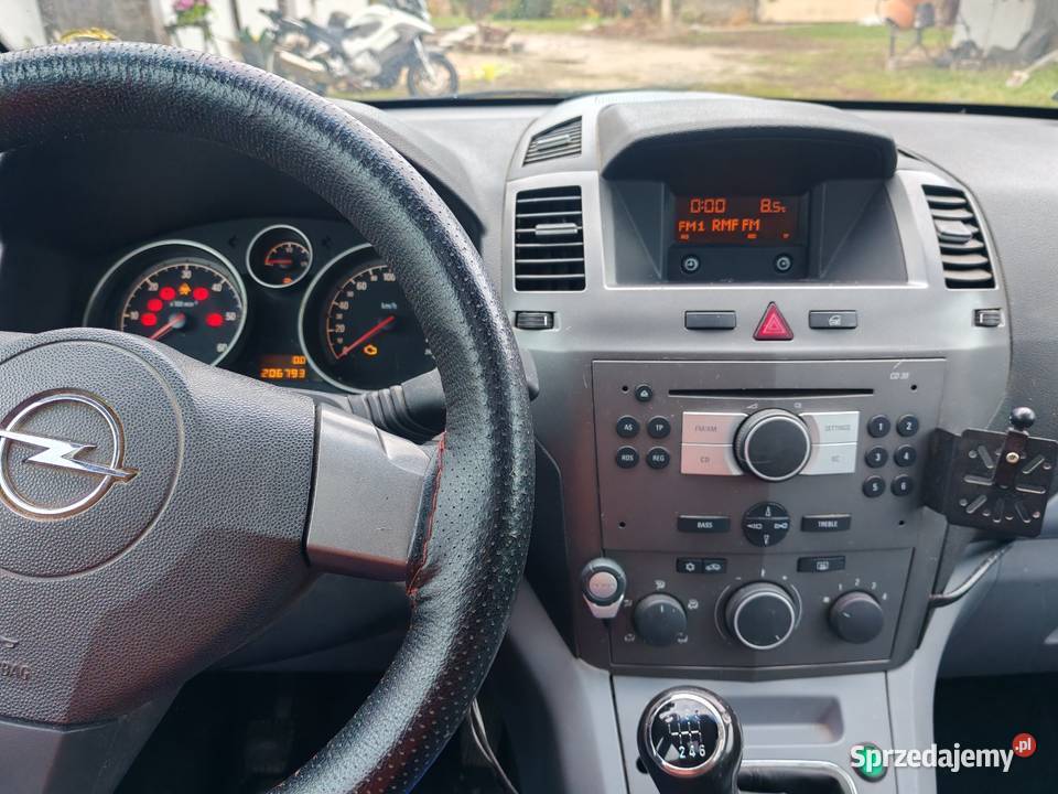 Opel Zafira 19 cdti 2006 100KM Zemborzyce Tereszyńskie