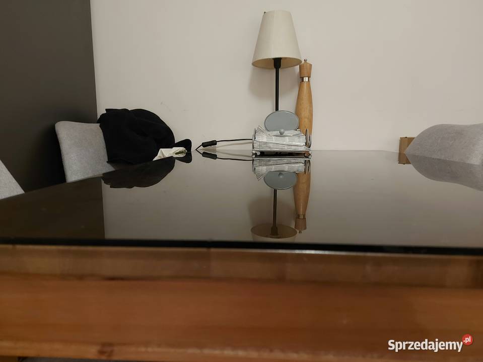 Stół Jokkmokk Ikea drewno sosnowe z szybą