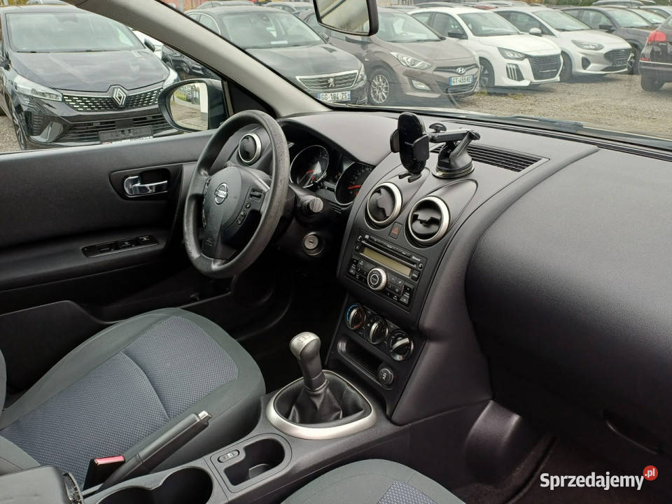 Nissan Qashqai BEZWYPADKOWY 1 wl Alu Gwarancja I beżowy Chrzanów