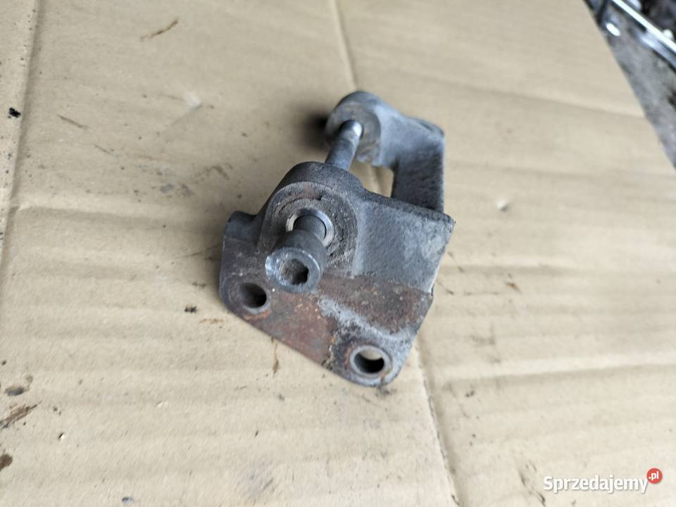 AUDI 80 B4 80B4 20 UCHWYT WSPORNIK ALTERNATORA lubelskie