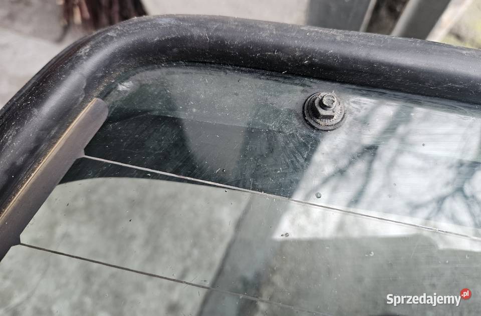 VW Golf II szyba tył z lotką oryginał śląskie Racibórz