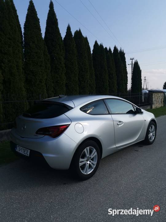 Opel Astra GTC bogate wyposażenie stan idealny Tarnów