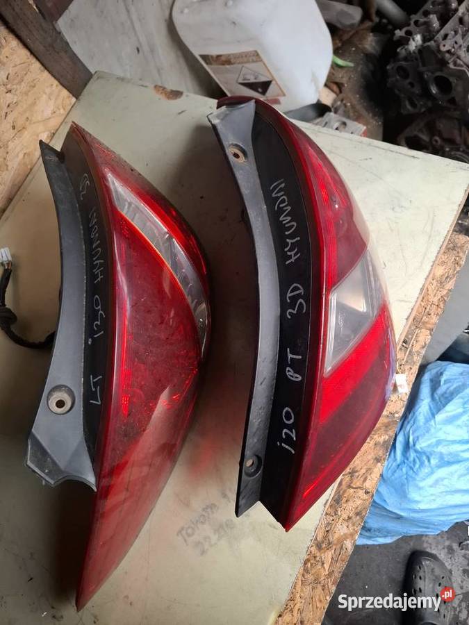 HYUNDAI I20 I 3 drzwiowy lampa tył prawa lewa Kielce