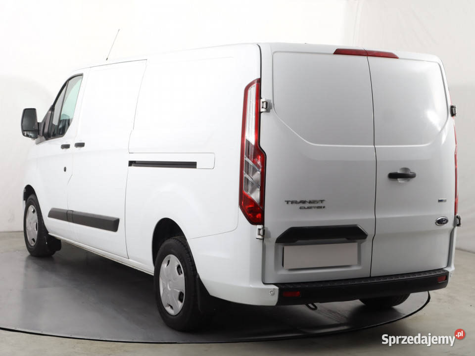 Ford Transit Custom 20 EcoBlue światła przeciwmgielne
