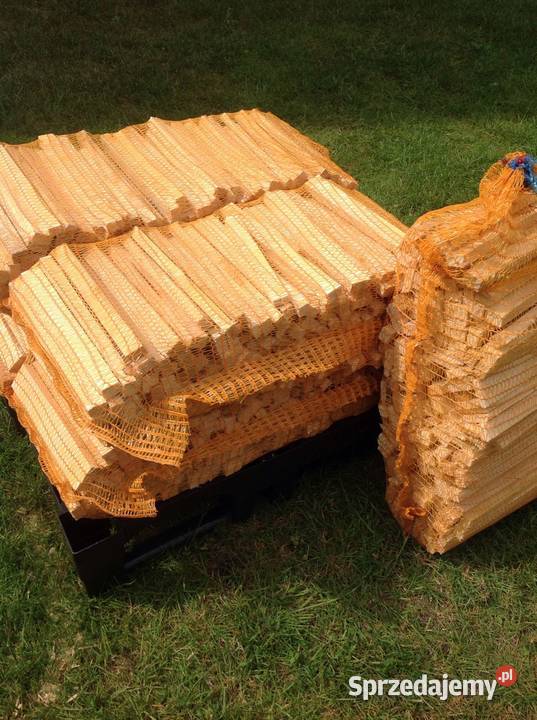 drewno rozpałkowe do wędzania kominkowe transport grat