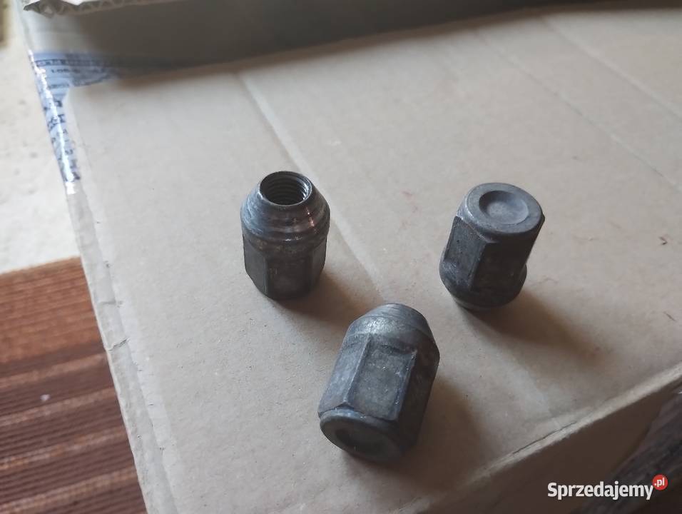 Nakrętki kół M12x15 Toyota Corolla i inne podkarpackie Wujskie