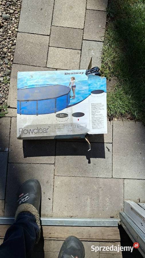 Basen duży 350 m z pokrowcem bez pompy stan Lubin