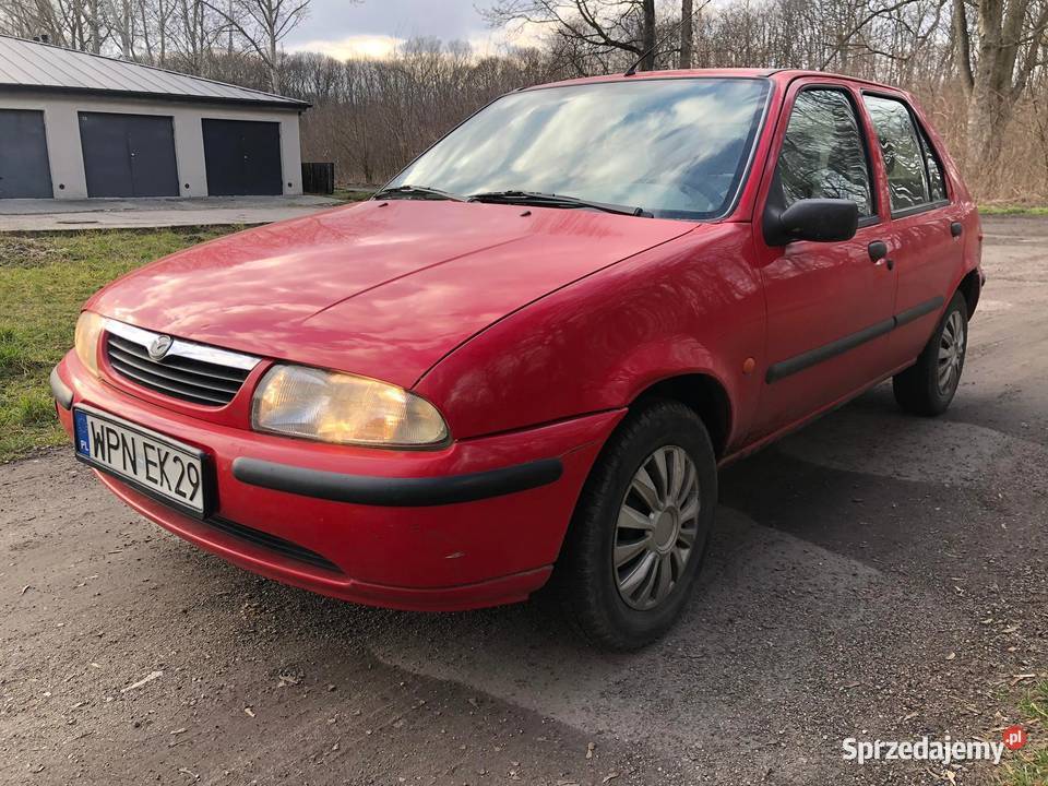 Mazda 121 13 Benzyna mazowieckie Nowy Dwór Mazowiecki sprzedam