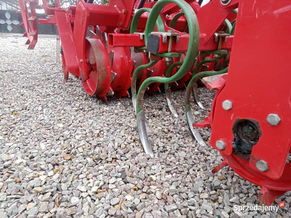 Agregat siewny nadbudowany 3m Unia Plus Famarol Siewniki i sadzarki mazowieckie