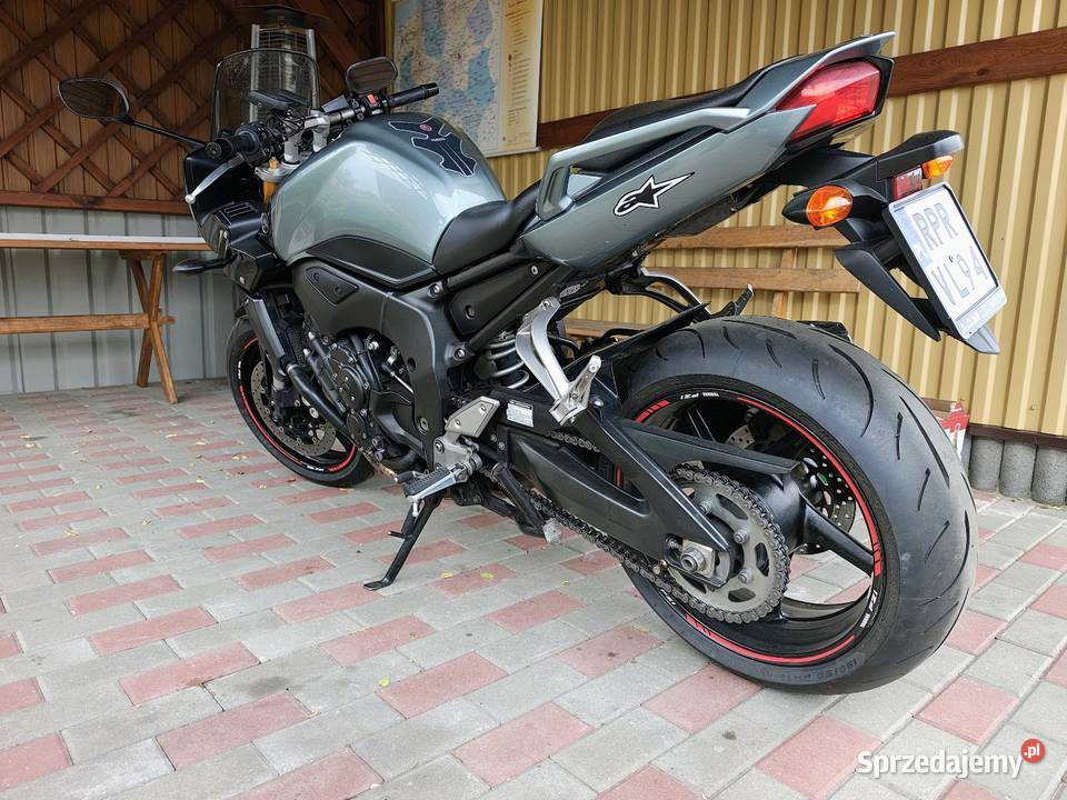 Yamaha fz1 Fazer piękna stan Poprawione Magneto łańcuch Dubiecko sprzedam