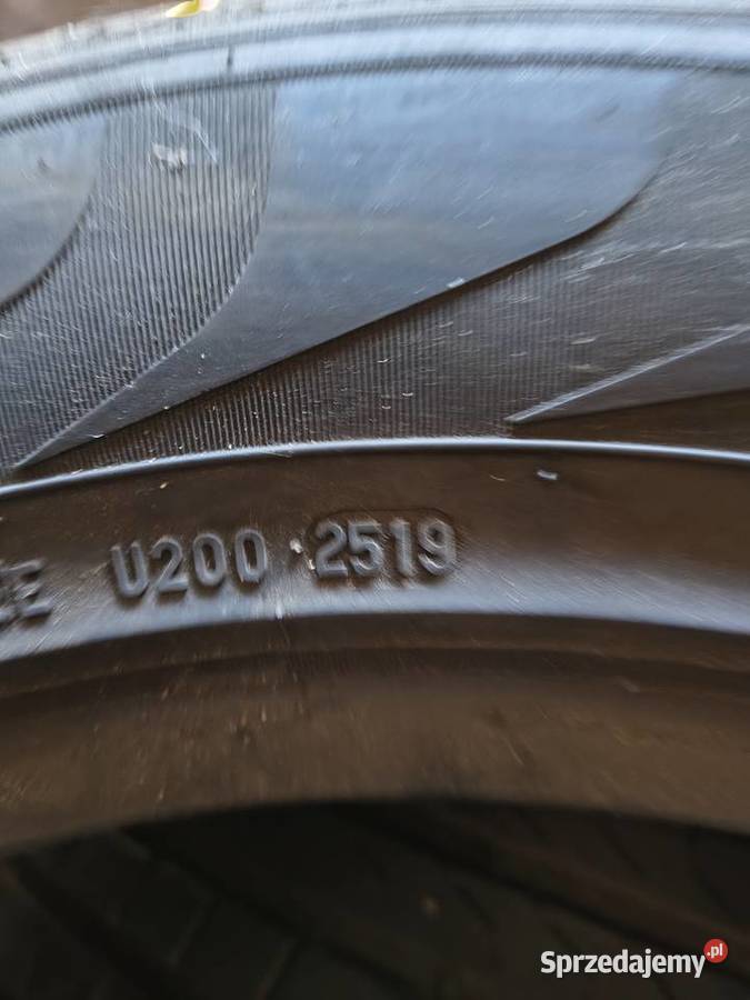 Opony letnie Pirelli 21565 R17 lato Piotrków Trybunalski sprzedam