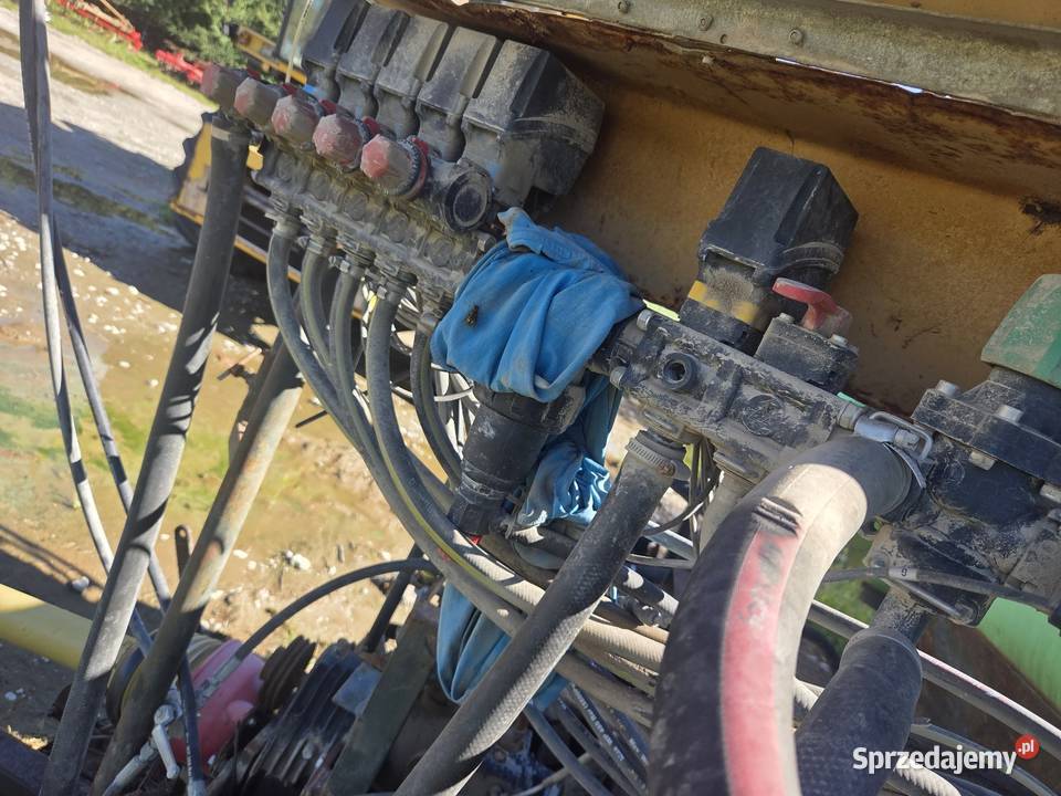 Opryskiwacz tecnoma 3000l 21m nieuszkodzony Sędziszów Małopolski