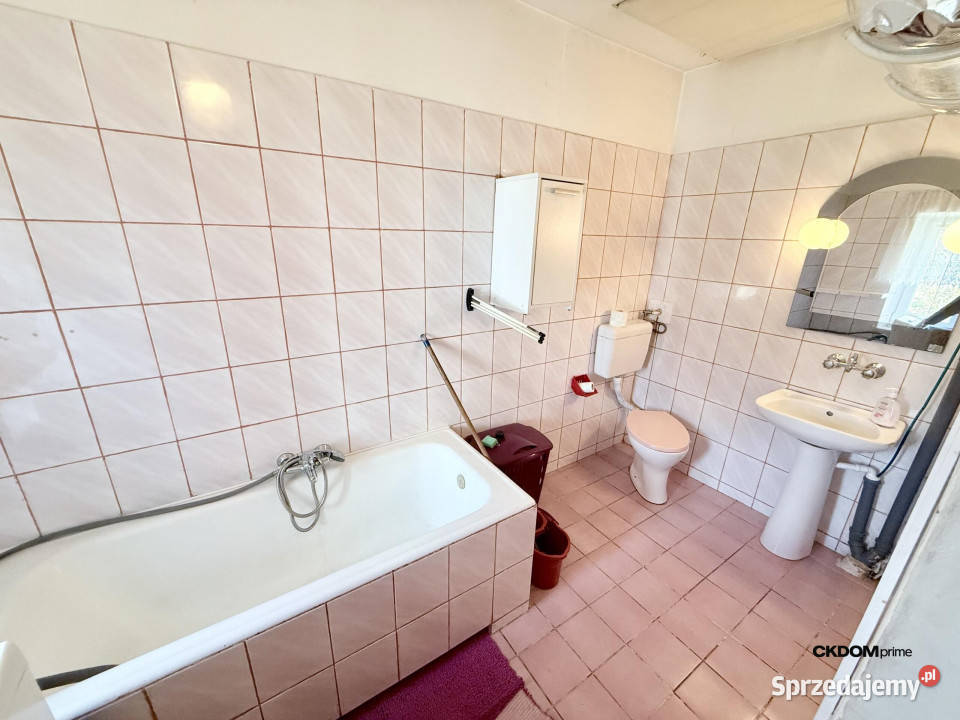 Dom Kielce Biesak działka 901m2 wolnostojący świętokrzyskie