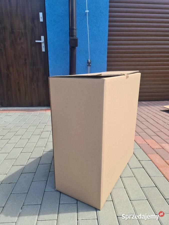 Duży karton do przeprowadzek i wysyłek towaru
