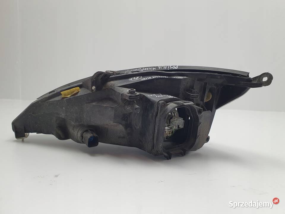 LAMPA PRAWA Ford Focus Mk1 9801r PRZEDNIA prawy Chełm