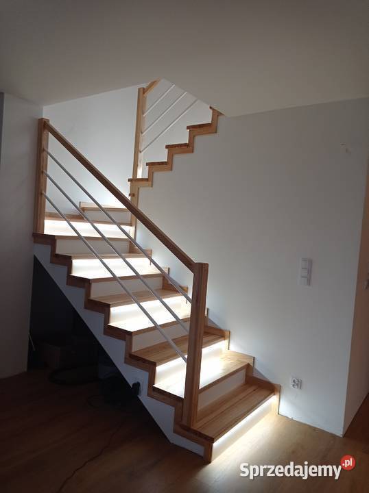 Schody drewniane na beton dywanowe Schody podlaskie sprzedam
