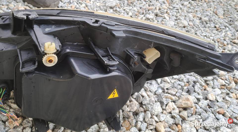 FORD FOCUS LAMPY XENON Wrocław