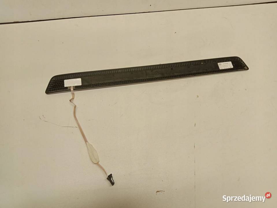 AUDI A3 S3 8V LISTWA PROGOWA PRAWA 8V0947418 osobowe Pozostałe Rakoniewice