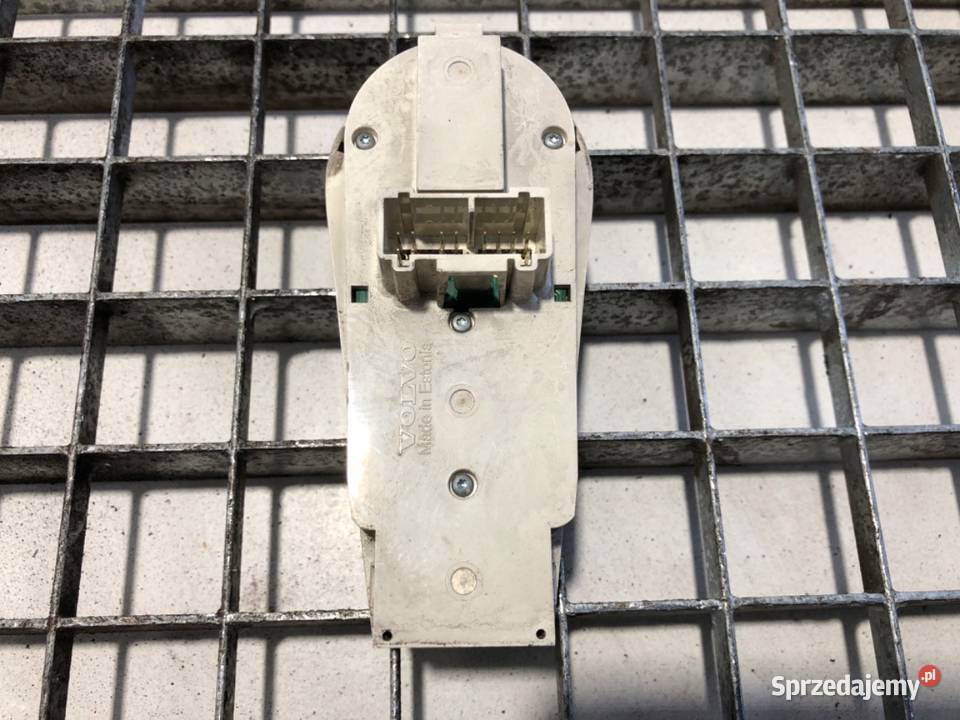 WŁĄCZNIK ŚWIATEŁ VOLVO FH 20953569 PRZYCISK