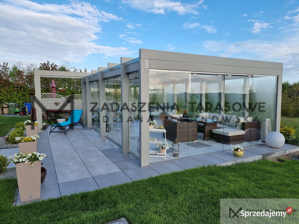 Nowoczesna altana ze szkłem do ogrodu Łódź