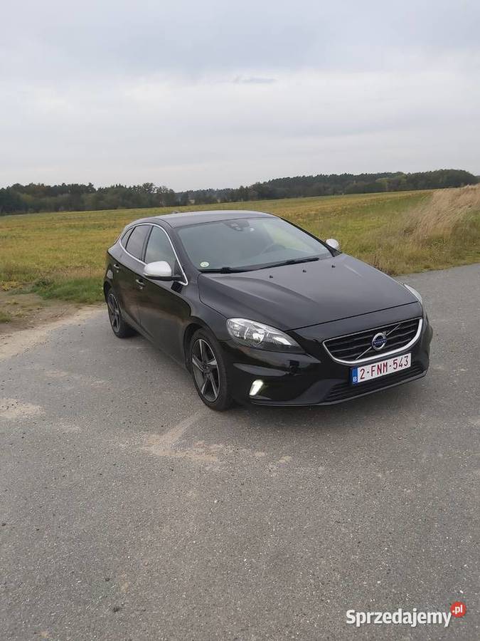 Volvo V40 RDesign 2015r 20D 120 182 gniazdo AUX