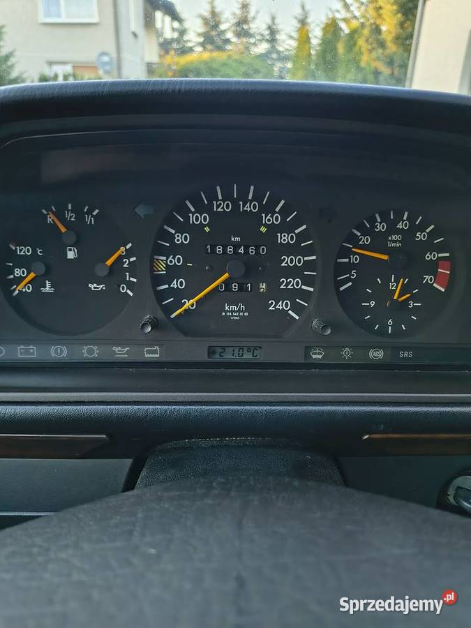 Mercedes Benz 220 E W124 bez rdzy automat wspomaganie kierownicy lubelskie Zamość