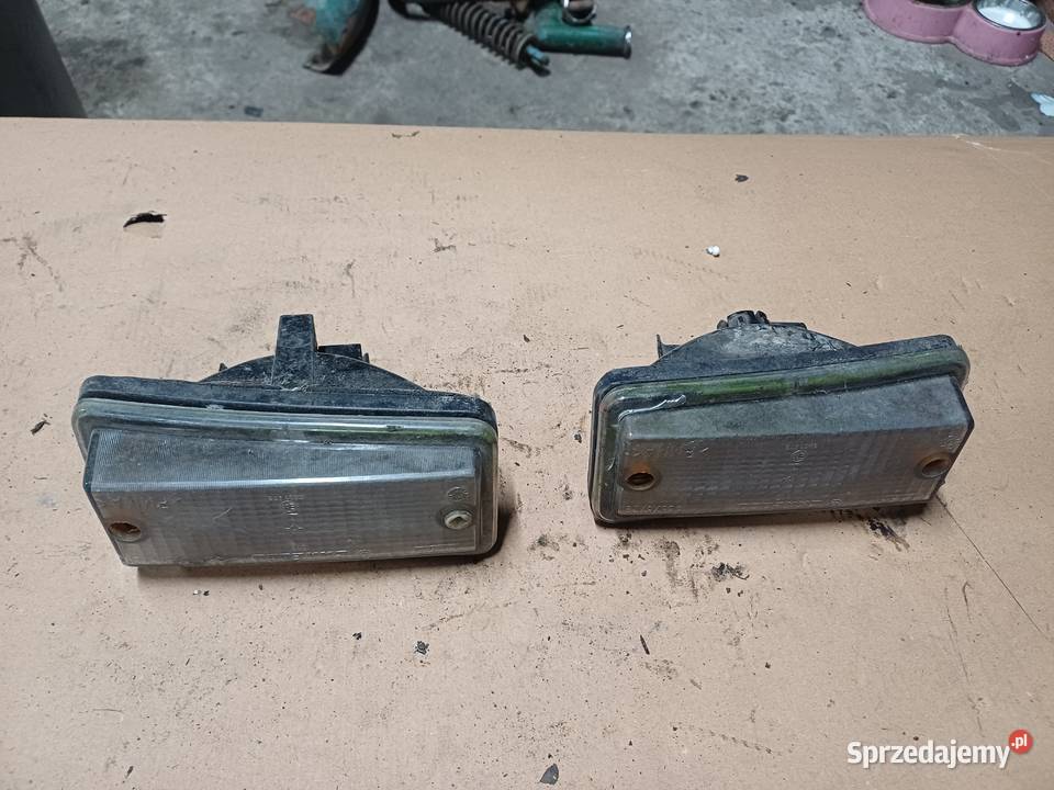 Kierunkowskazy Przód Fiat 126p Białe Wysyłka Łowicz sprzedam