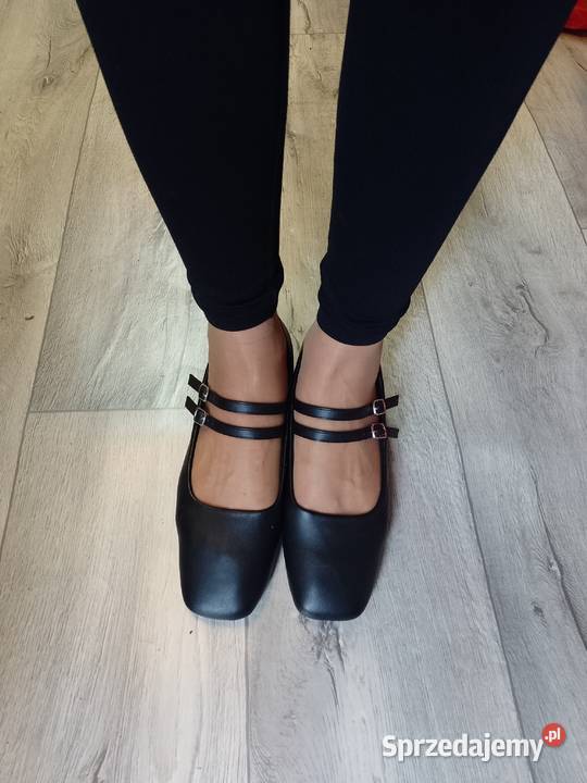 40 CzRnet niskie czółenka wieczorowe z podwójnym Kraków sprzedam