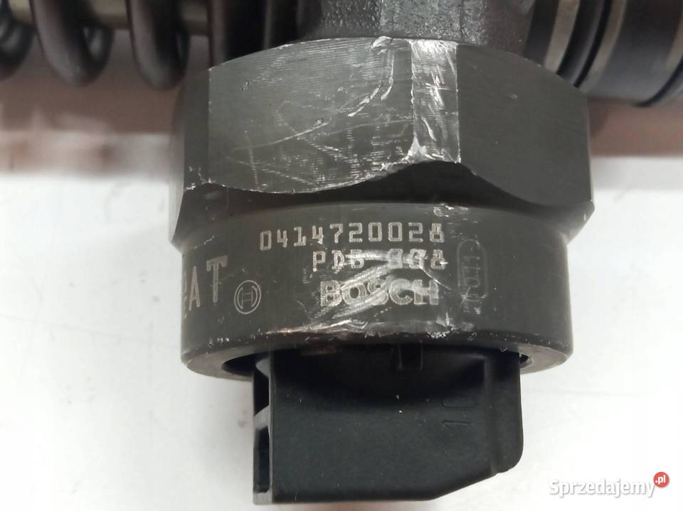 POMPOWTRYSKIWACZ 038130073AA 0414720028 19 TDI sprzedam