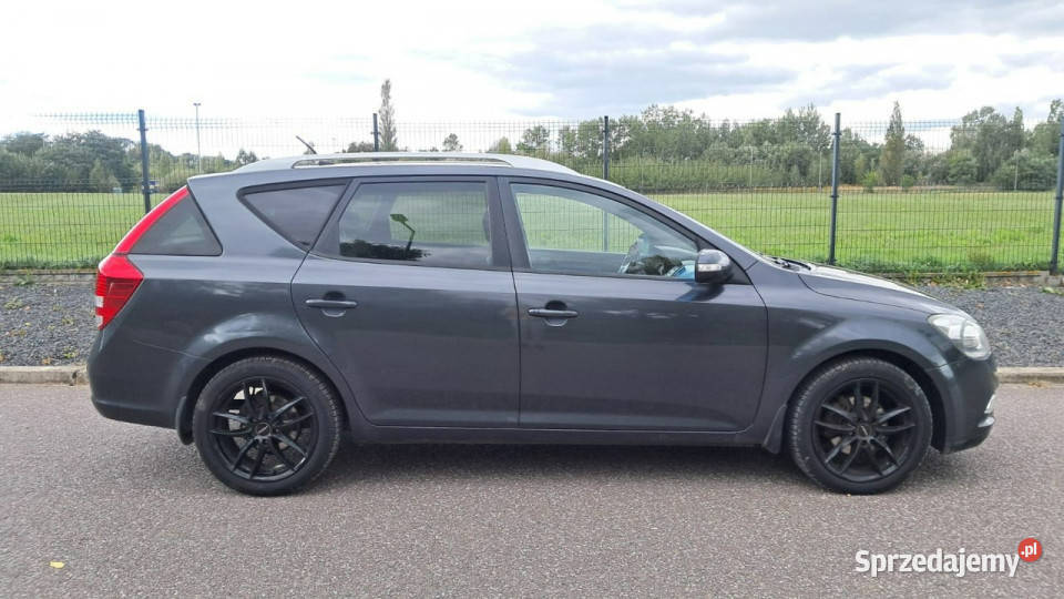 Kia Ceed CRDi 16 2010r Klima AUX USB Isofix manualna łódzkie Pabianice