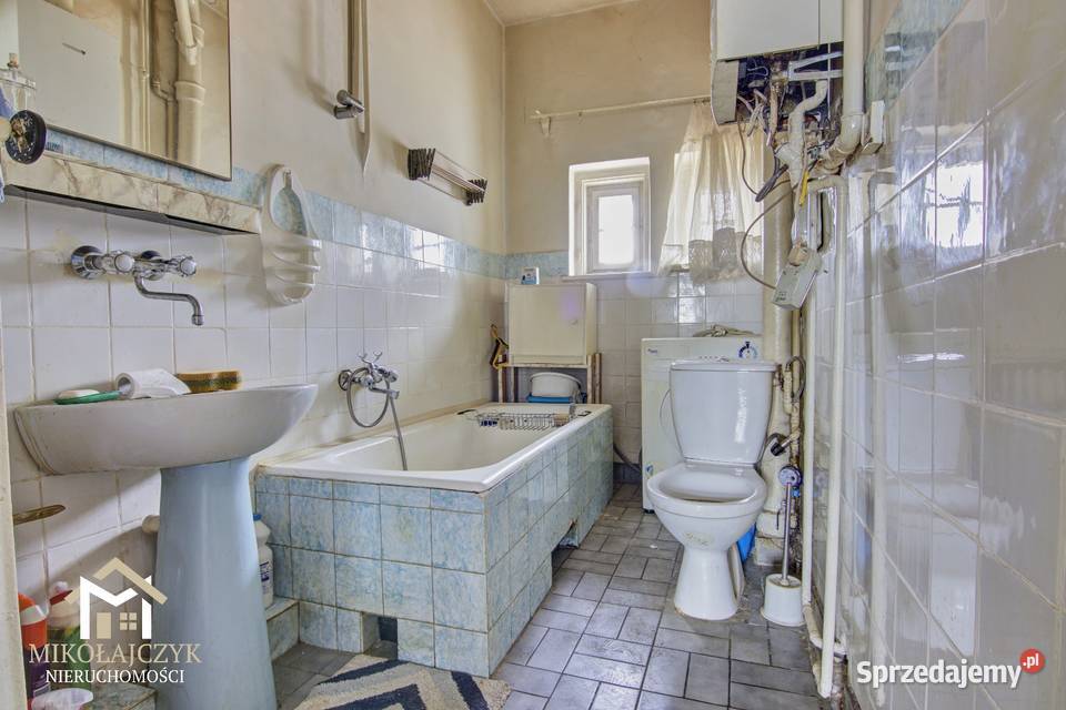 4 pokoje centrum Bartoszyc 95 m2 I piętro kamienica