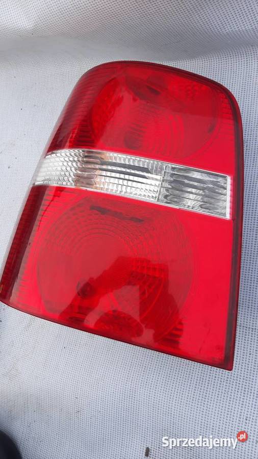 lampa tylna lewa lewy tył Volkswagen Touran I 1 Dębno