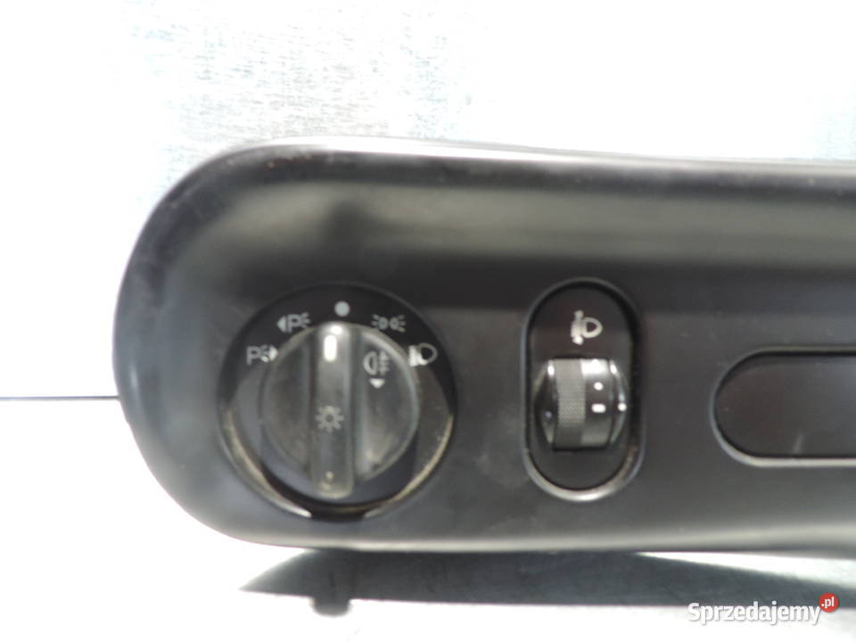 PANEL REGULACJI WŁĄCZNIK ŚWIATEŁ MONDEO II MK2 Motoryzacja Nowy Sącz